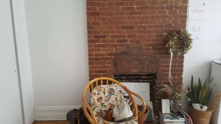 Rented by KVNY Soho | media 27