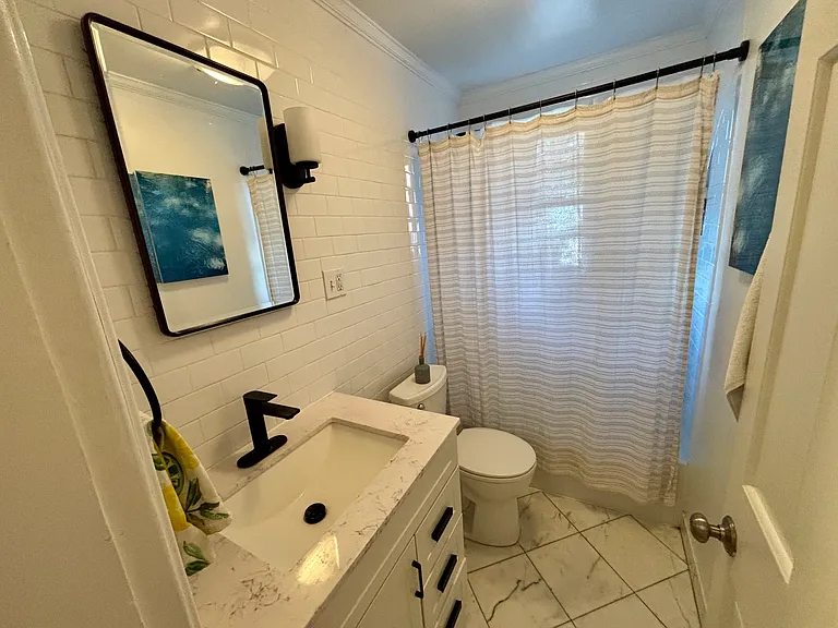 29 Monument Sq #4 — Photo 9