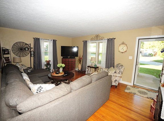2nd image of 710 Isaac Shelby Dr