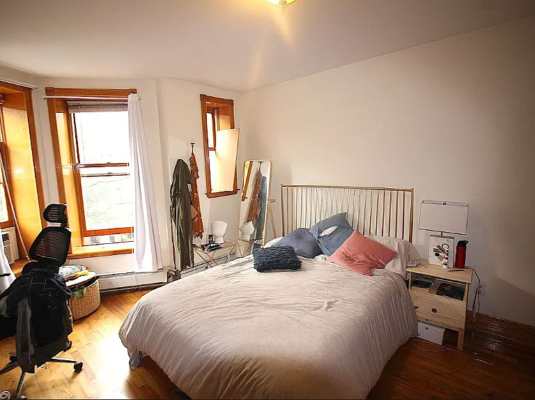 481 12th St #2A — Photo 9