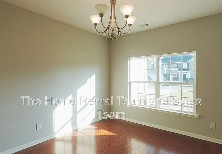 25 Litchfield Dr — Photo 12