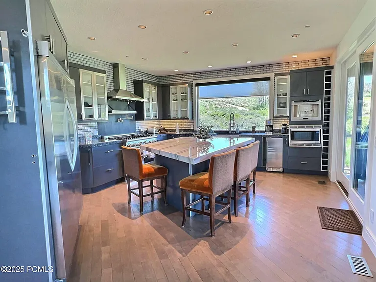 1135 E Lasso Trl — Photo 8