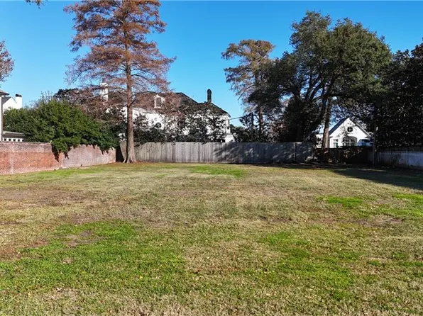 585 Woodvine Ave, Metairie, LA 70005