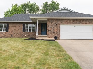 1034 E Tara Rd, Greensburg, IN 47240