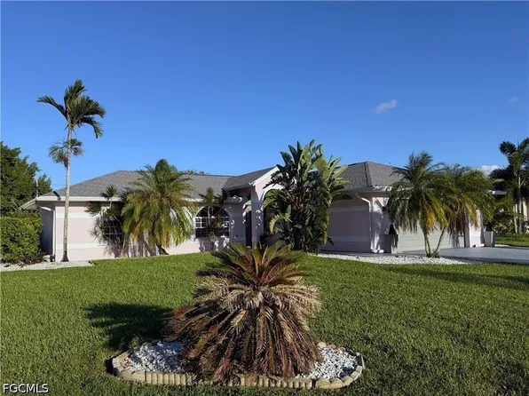 1943 SE 8th Pl, Cape Coral, FL 33990