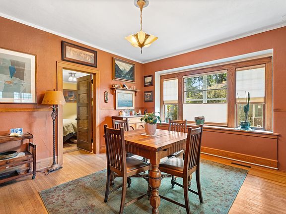 5th image of 310 Forest Ave