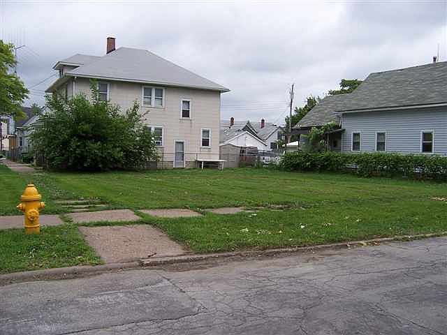 1st image of 1403 6th Ave