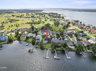 2502 Country Club Dr, Lynn Haven, FL 32444