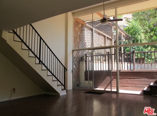 1602 Crater Ln, Los Angeles, CA 90077