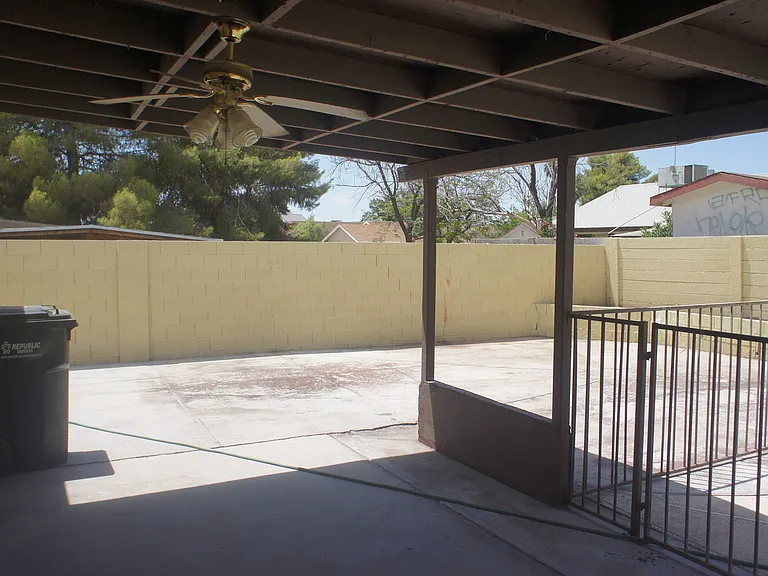 44 Logan St — Photo 16