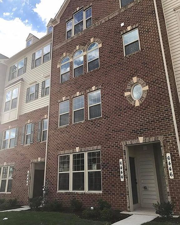 6444 Walcott Lane - Front