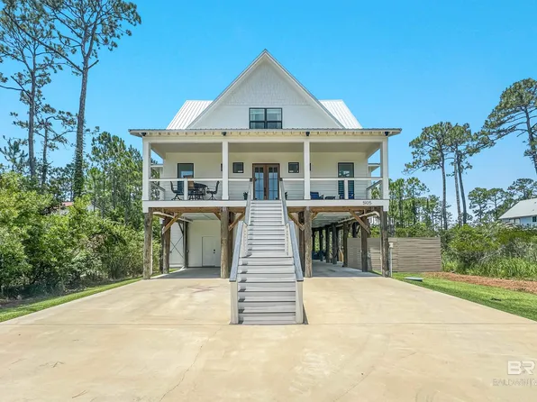 5105 Bayou Dr, Orange Beach, AL 36561