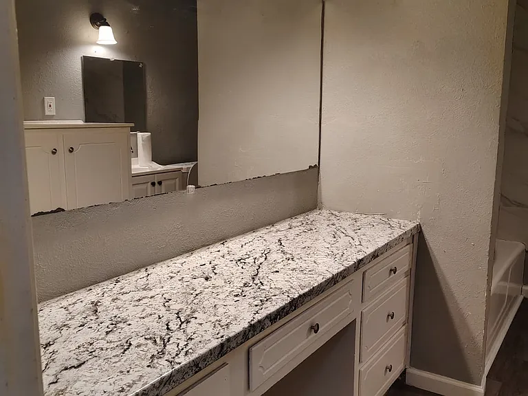 6172 Whitman Ave #2 — Photo 4