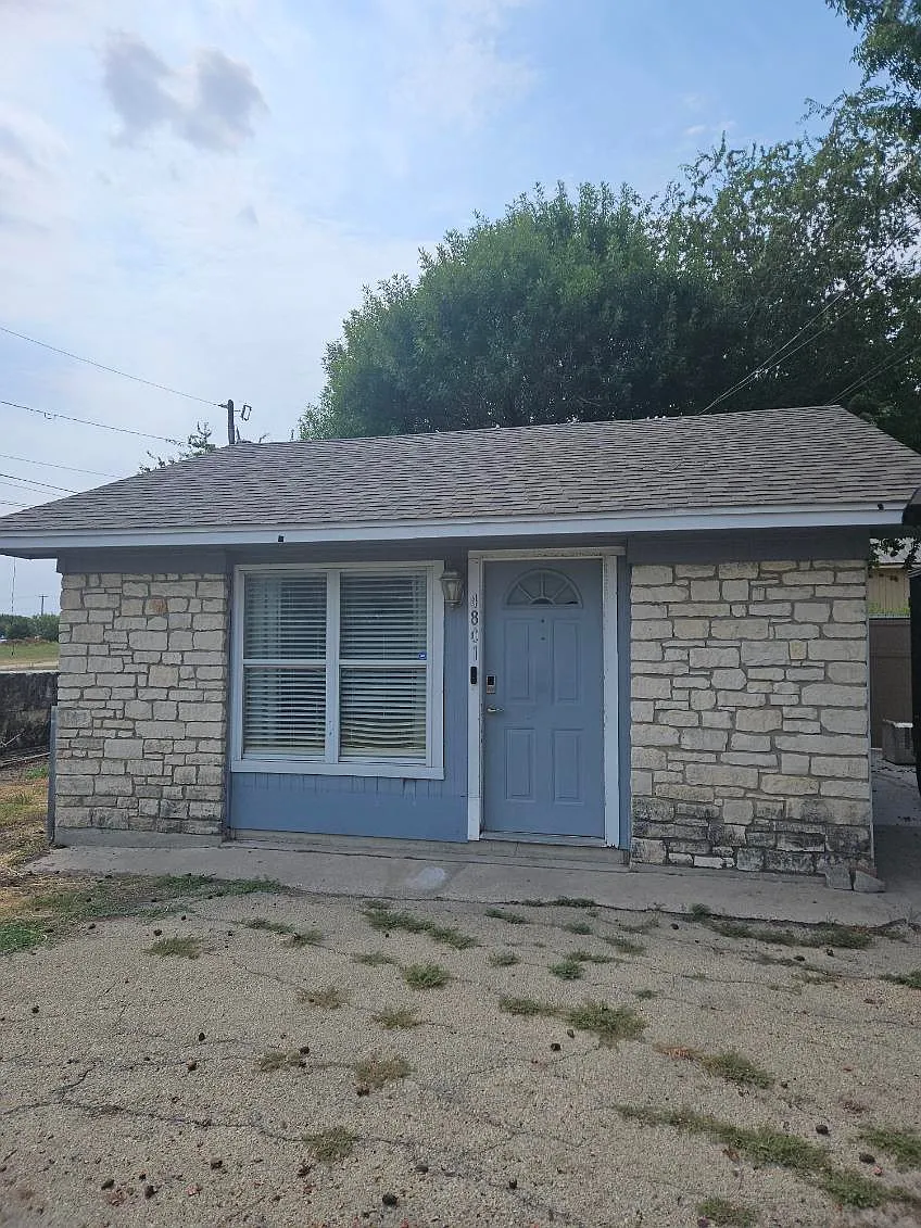 1 bed, 500 sqft, $750 — Photo 1