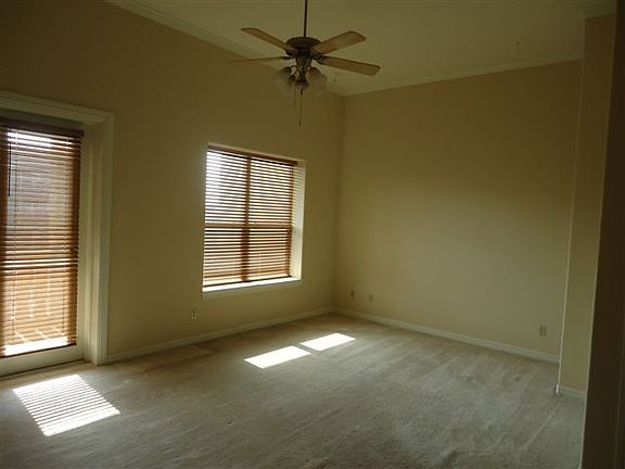 3rd image of 14910 Leeward Dr Unit 302
