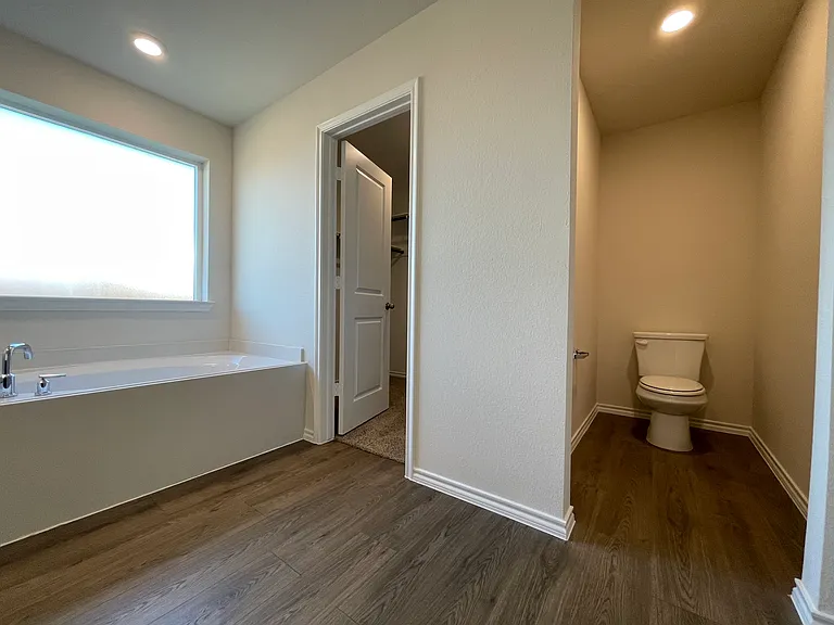 744 Sweet Pea Dr — Photo 23