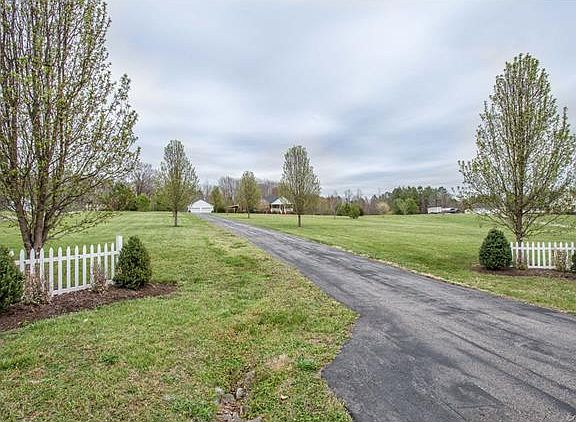 4th image of 9441 Morefield Meadows Dr