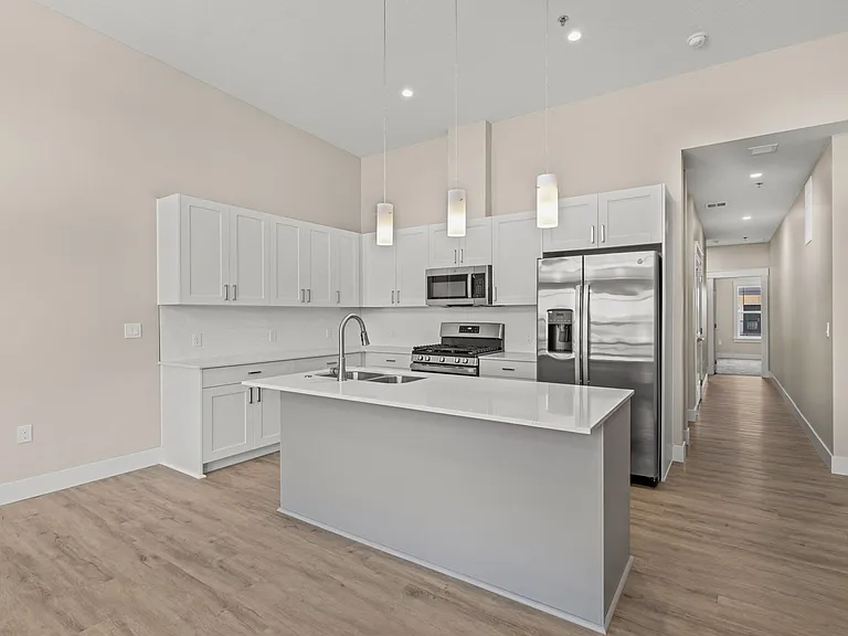 12545 W State St #106 & Unit 206 — Photo 30