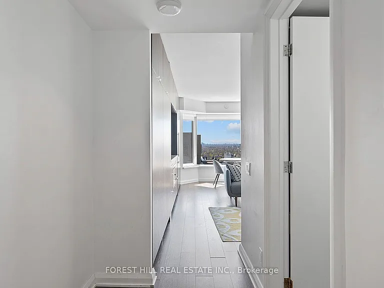 155 Yorkville Ave #2917 — Photo 2