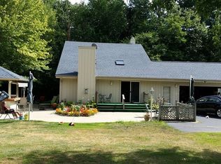 7830 Secor Rd, Lambertville, MI 48144