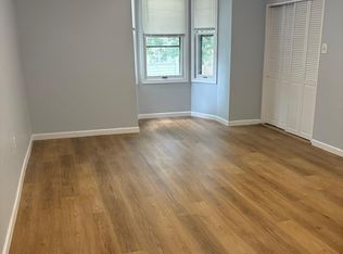 323 Elizabeth St, Orange, NJ 07050