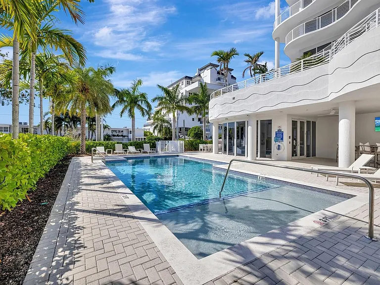 612 Bayshore Dr #301 — Photo 52