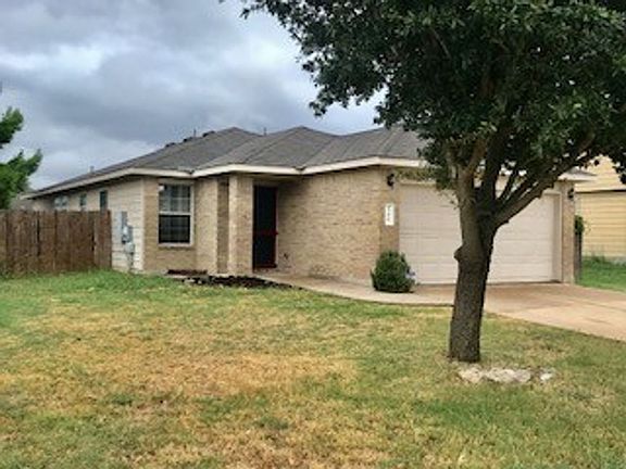 2nd image of 300 Luna Vista Dr