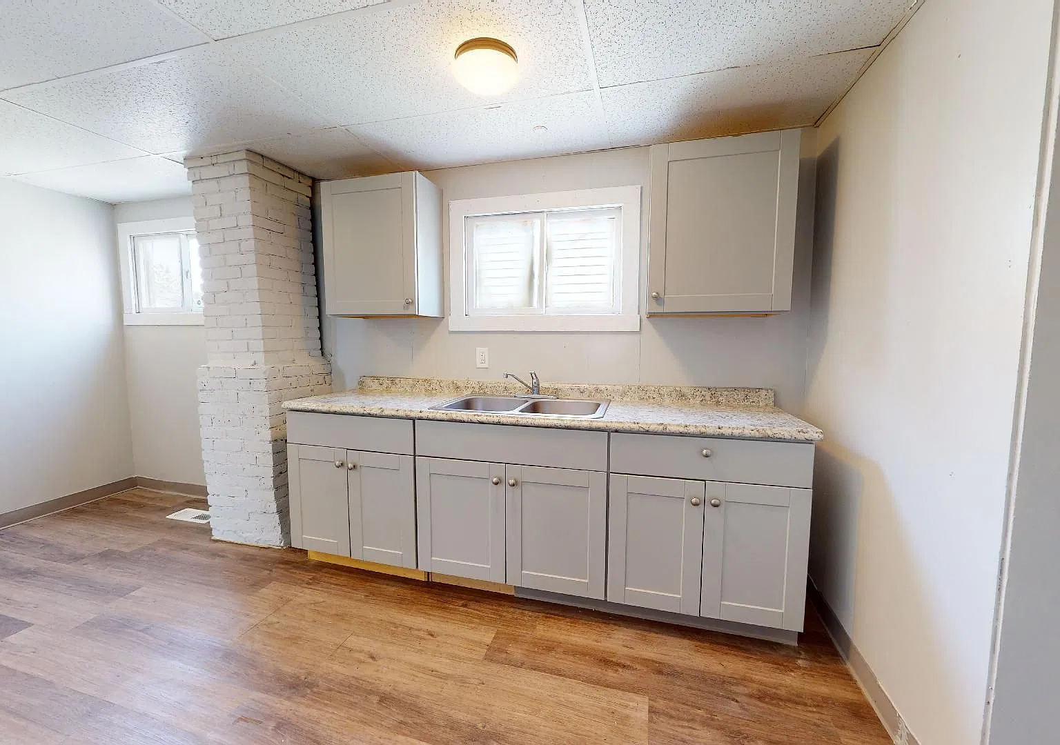 6904 Lorain Ave — Photo 4