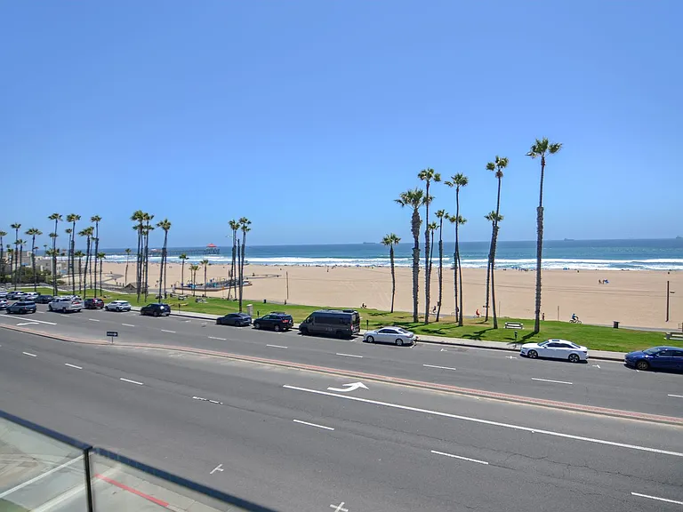 1000 Pacific Coast Hwy #7 — Photo 19