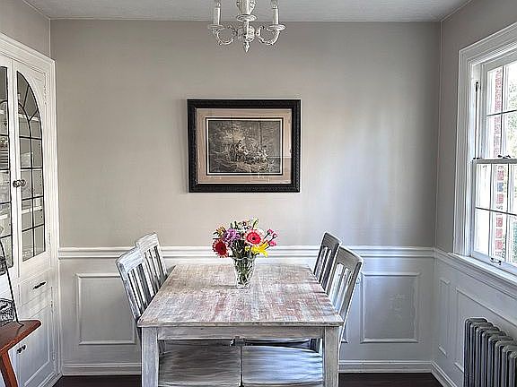 2nd image of 104 Overwood Rd