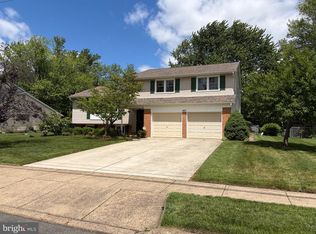 647 Guilford Rd, Cherry Hill, NJ 08003