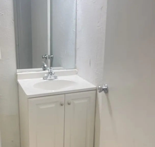 405 Bryan Dr — Photo 23