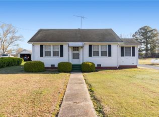 35305 General Mahone Blvd, Ivor, VA 23866