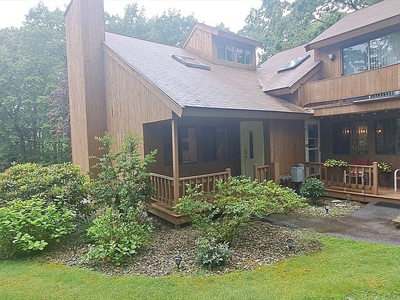 2nd image of 5 W Parish Ct #26C