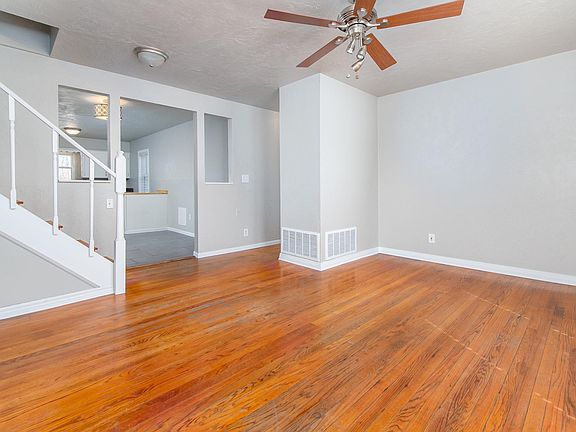 5th image of 2125 Andover Ct