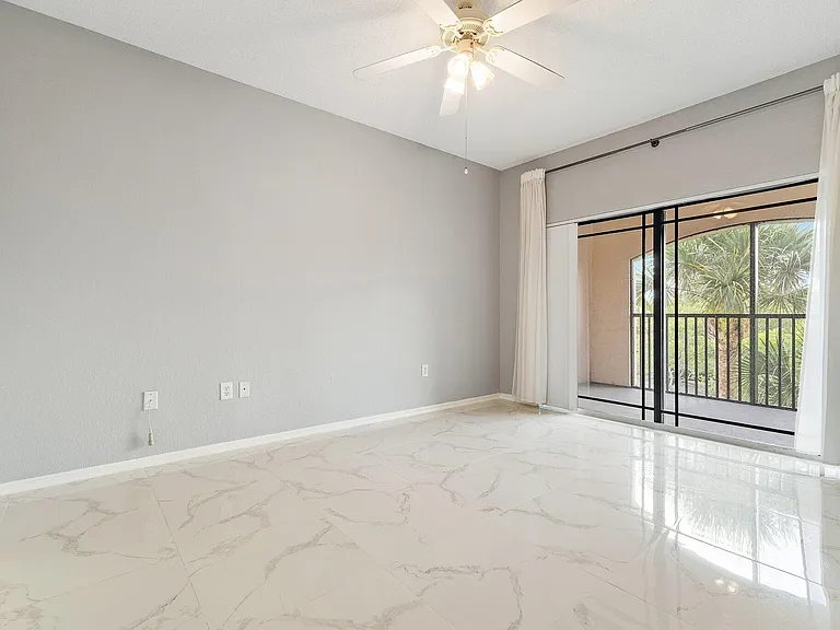 2917 Tuscany Ct #302 — Photo 21