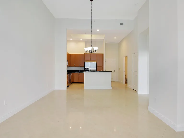 701 S Olive Ave #316 — Photo 14