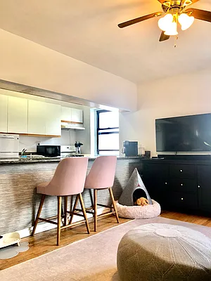 Rented by Daniel Gale Sotheby's International Realty | media 13