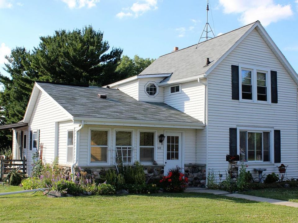 1st image of 556 Milford St