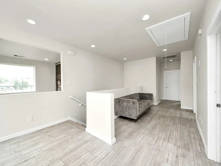 4228 Bellfort St — Photo 28
