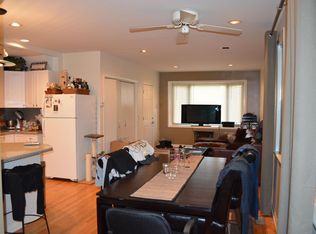 460 N Aberdeen St APT 1, Chicago, IL 60642