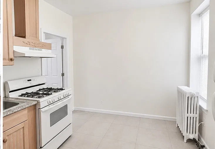 354 45th Street — Photo 2