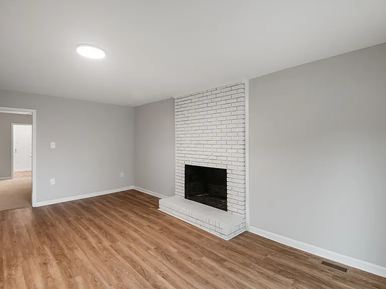 102 Burdock Cir — Photo 7