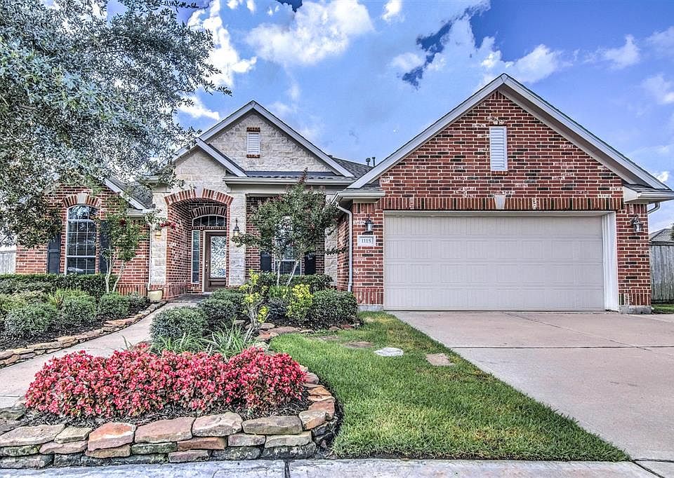 1st image of 1115 Magnolia Trace Dr