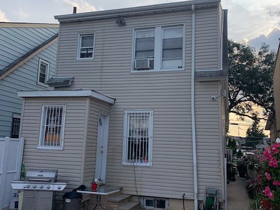 3rd image of 3147 95th St