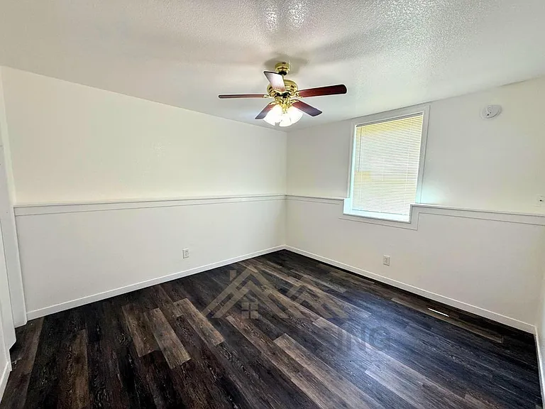 2810 SE Monroe St — Photo 5