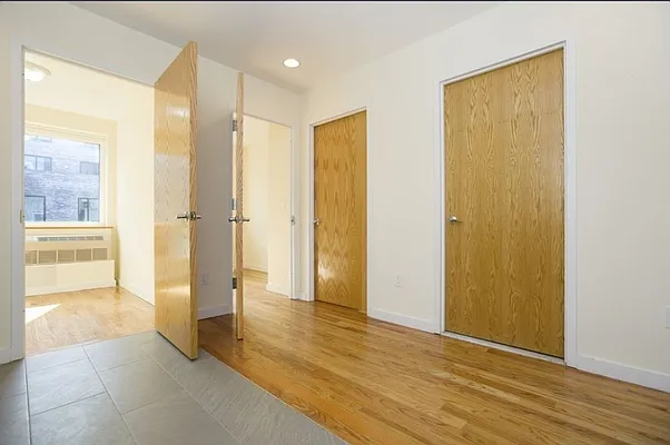 Rented by REAL New York | media 12