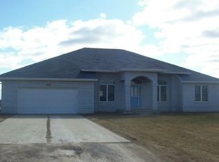 6330 Lawndale Rd, Saginaw, MI 48604