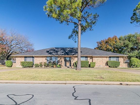 2nd image of 4500 Cinnamon Hill Dr