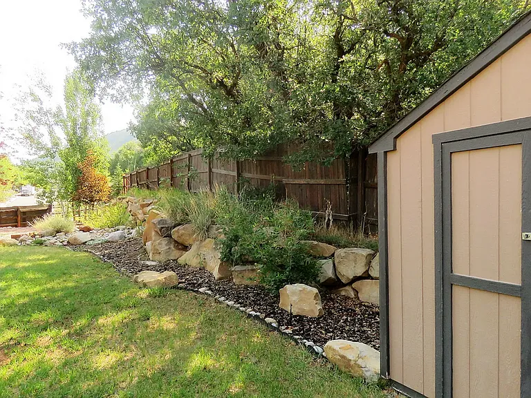410 Jenkins Ranch Rd — Photo 18